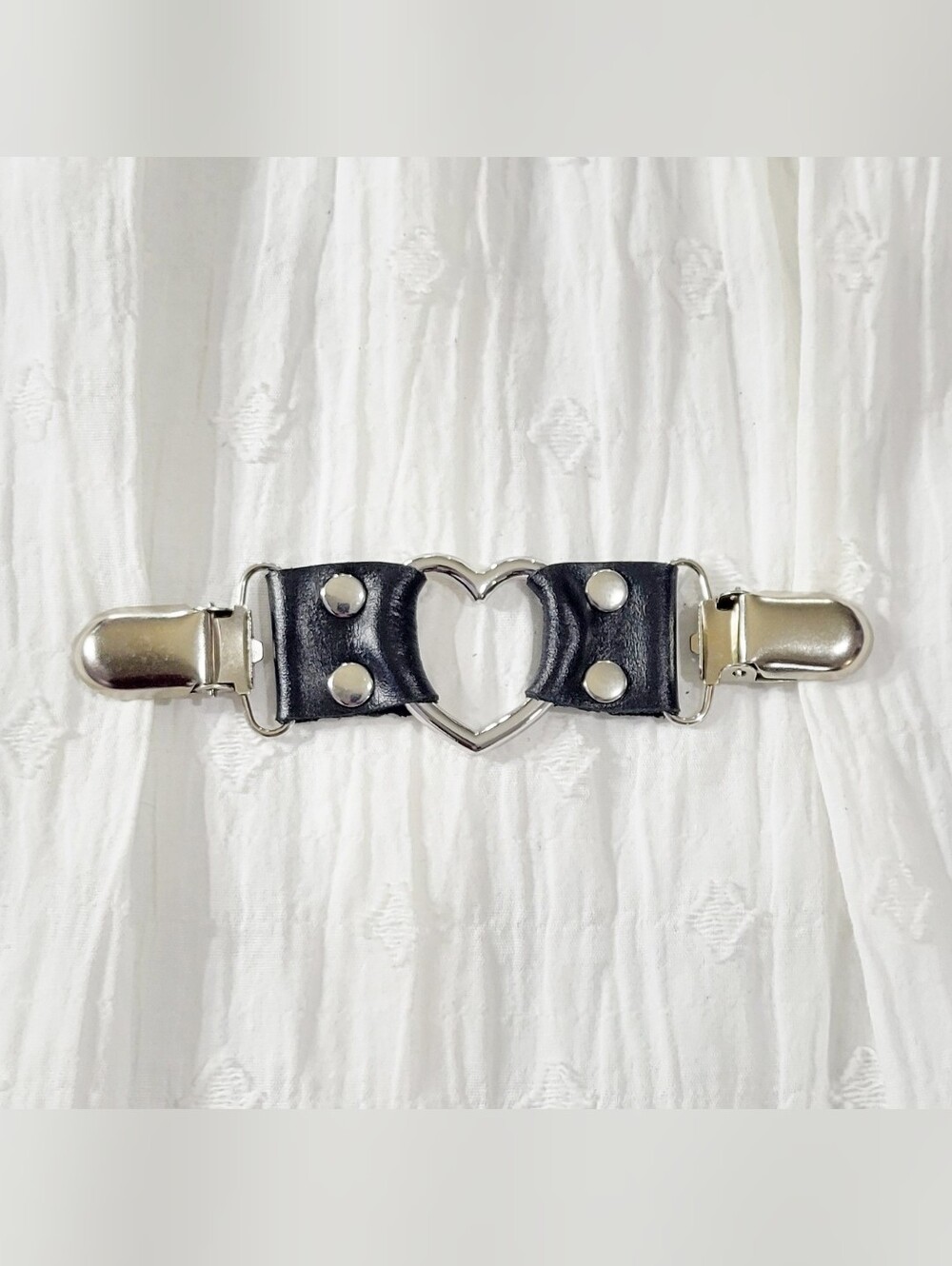 Black Leather Cinch Clip W/ Silver Tone Heart & Clips, DIY Tailor, New, Handmade